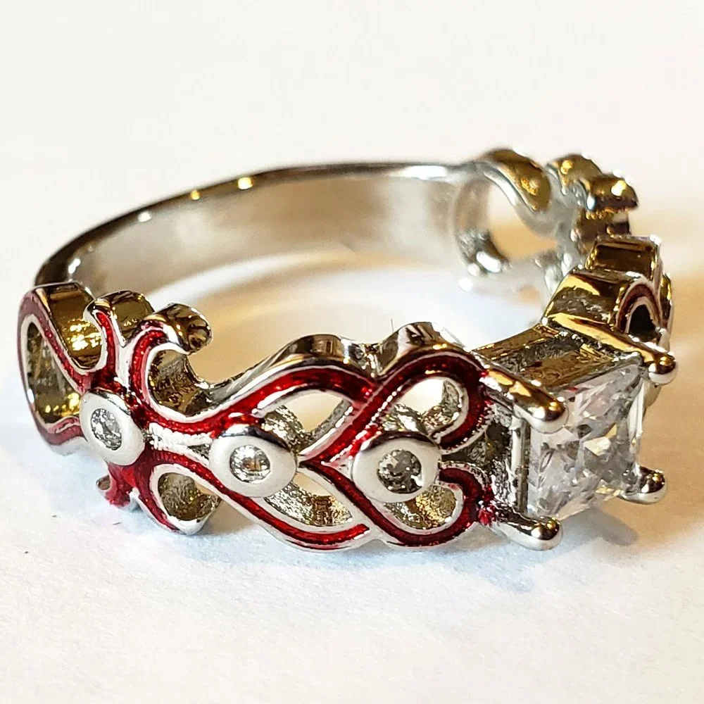 Princess Cut Solitaire Red Enamel Love Hearts Ring in Sterling Silver Sz 5.5